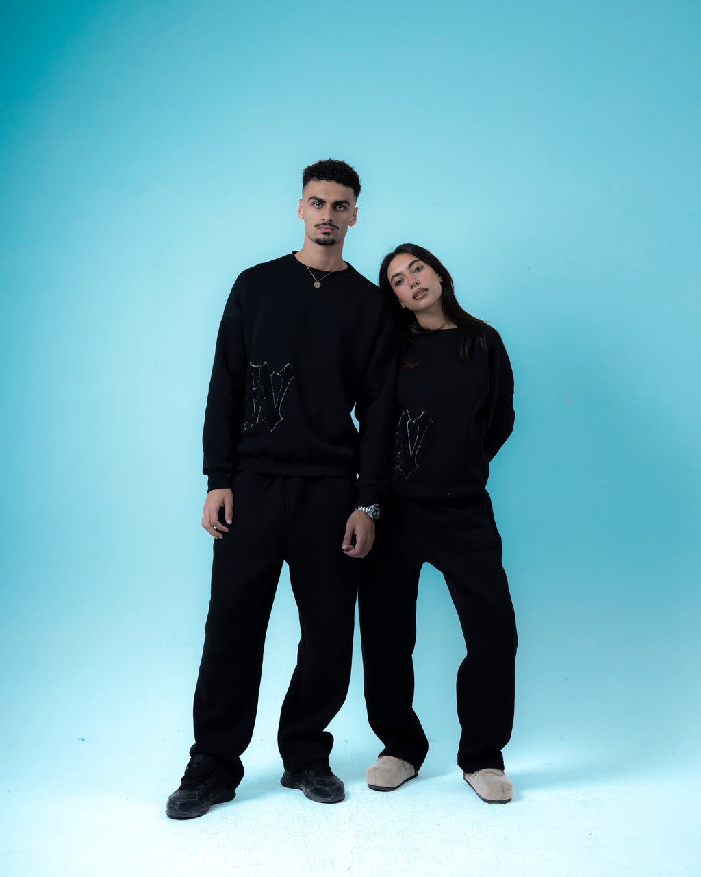 Black Crewneck and Black Pants